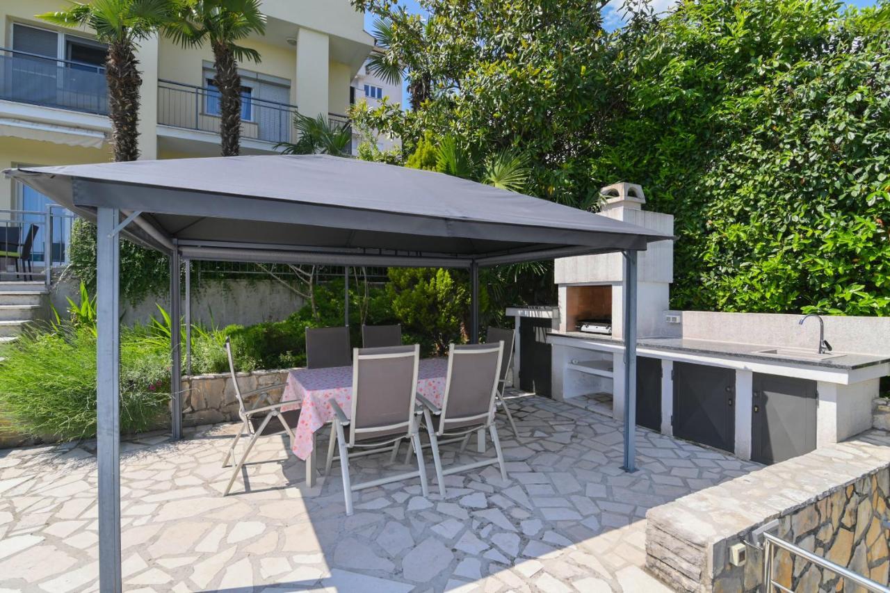 Apartment Grozic Opatija - A2 المظهر الخارجي الصورة