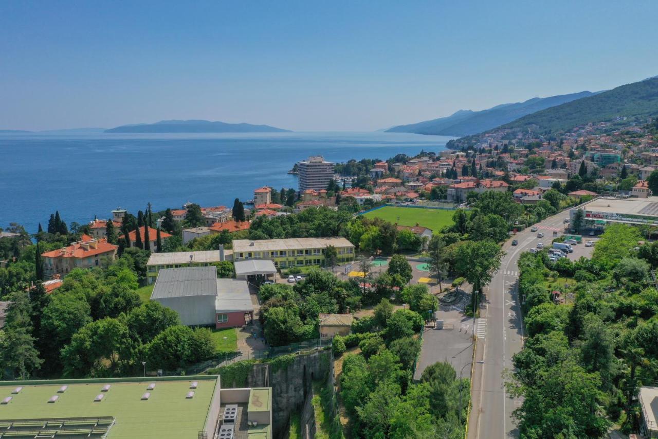 Apartment Grozic Opatija - A2 المظهر الخارجي الصورة